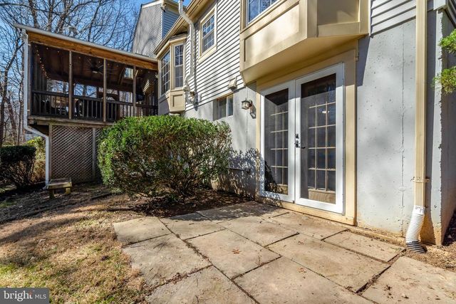 5903 FULTONS LANDING CT, Burke, VA 22015