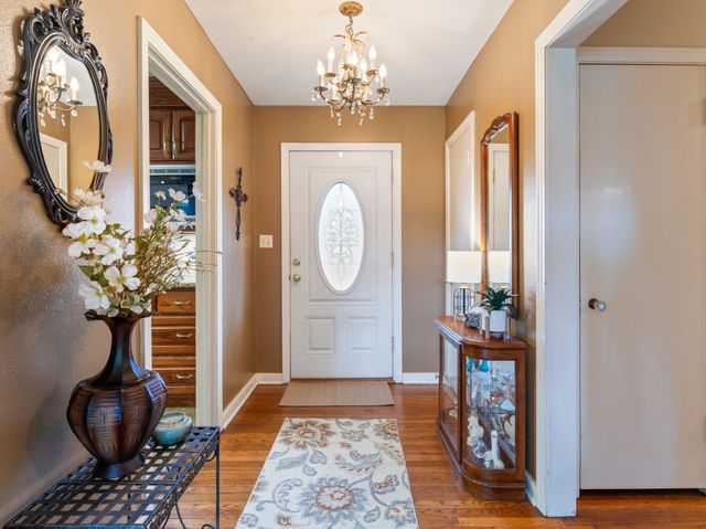 910 6th Street, Bay City, TX 77414