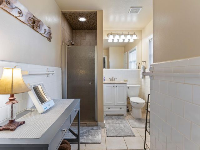 910 6th Street, Bay City, TX 77414