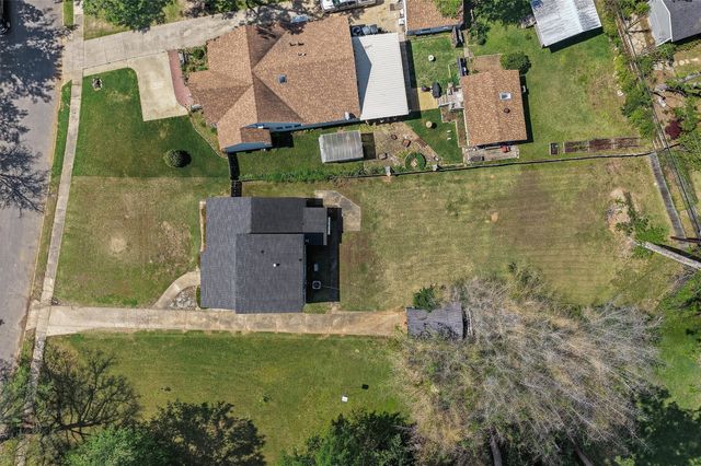 720 Cecile, Shreveport, LA 71106