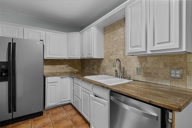 720 Cecile, Shreveport, LA 71106