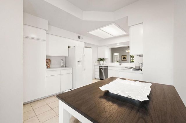 549 Desert Falls Drive E, Palm Desert, CA 92211