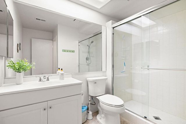 549 Desert Falls Drive E, Palm Desert, CA 92211