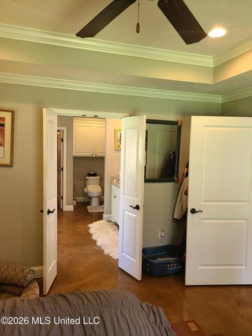 3 Lenox Court, Jackson, MS 39211