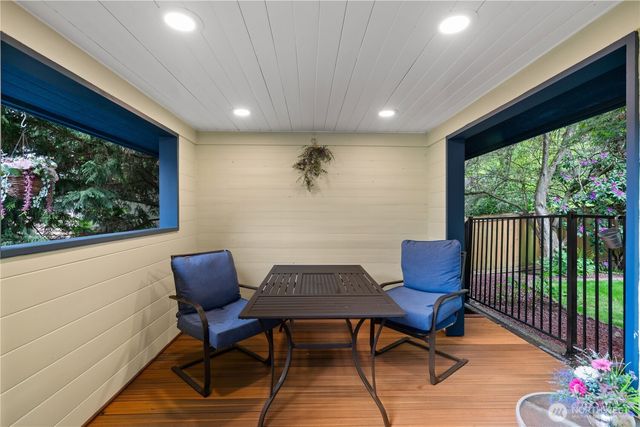 8201 172nd Avenue NE, Redmond, WA 98052