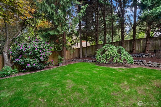 8201 172nd Avenue NE, Redmond, WA 98052