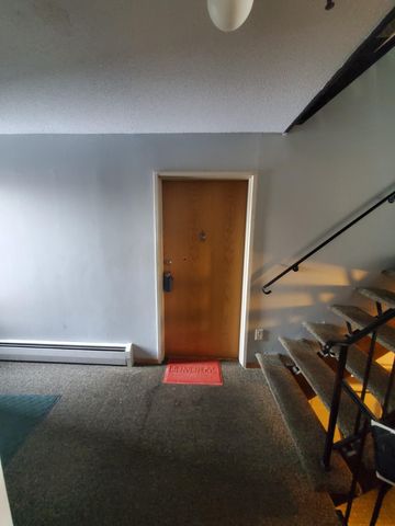 12932 Nicollet Avenue 102, Burnsville, MN 55337