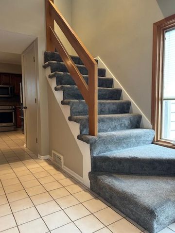 756 Knolls Court, West Des Moines, IA 50265