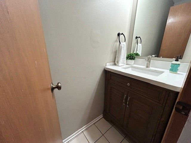 756 Knolls Court, West Des Moines, IA 50265