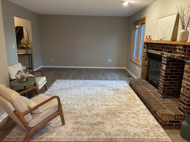 756 Knolls Court, West Des Moines, IA 50265