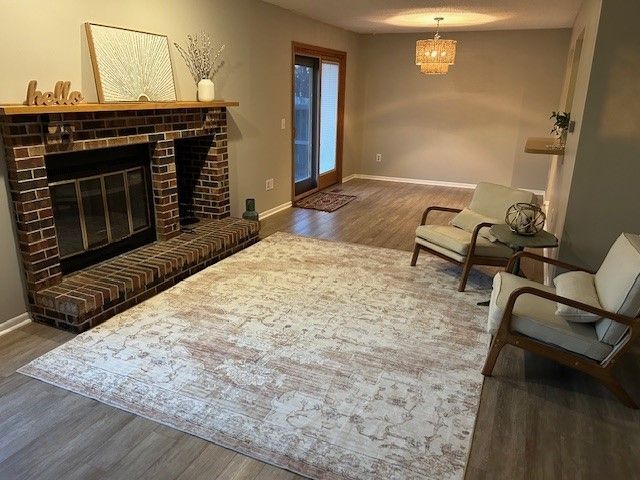 756 Knolls Court, West Des Moines, IA 50265