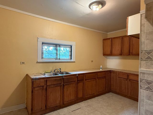 10026 S Indiana Avenue, Chicago, IL 60628