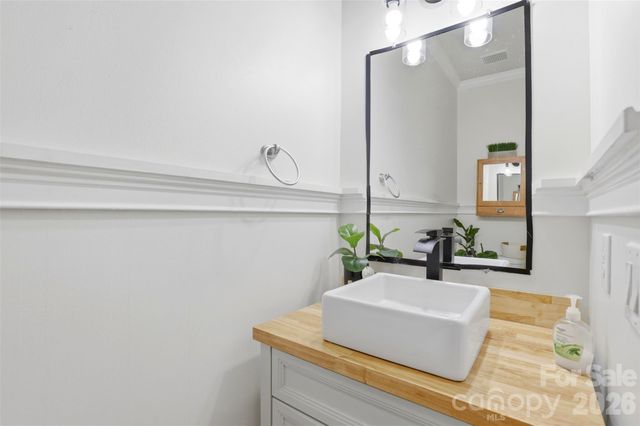 12101 Carolina Oak Circle, Charlotte, NC 28273