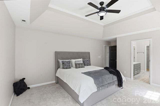 12101 Carolina Oak Circle, Charlotte, NC 28273