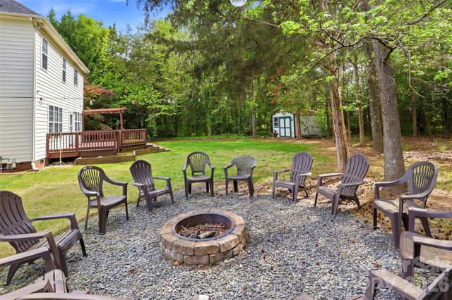 12101 Carolina Oak Circle, Charlotte, NC 28273