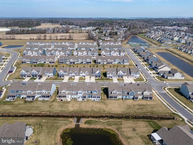 37033 BARRINGTON PKWY, Millville, DE 19967