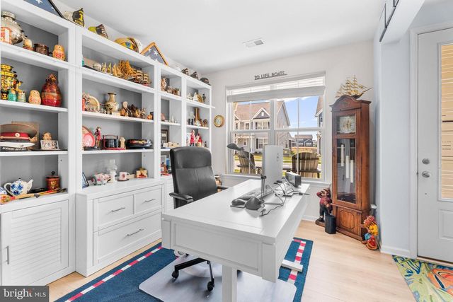 37033 BARRINGTON PKWY, Millville, DE 19967