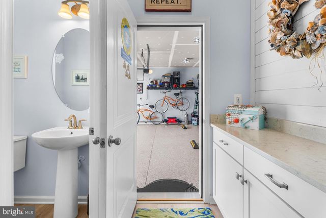 37033 BARRINGTON PKWY, Millville, DE 19967