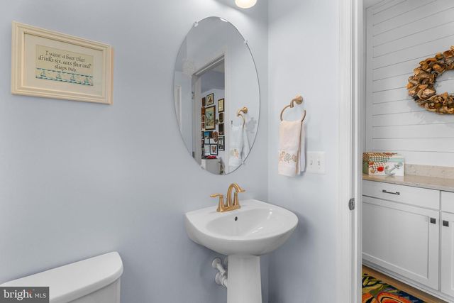 37033 BARRINGTON PKWY, Millville, DE 19967