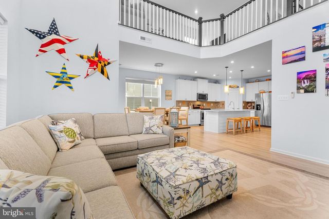 37033 BARRINGTON PKWY, Millville, DE 19967