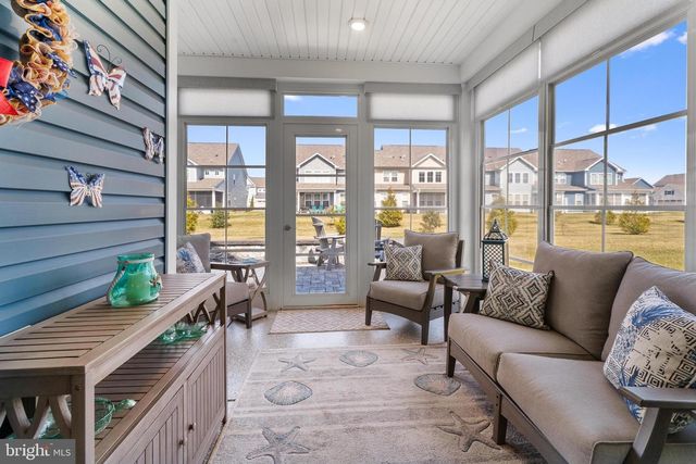 37033 BARRINGTON PKWY, Millville, DE 19967