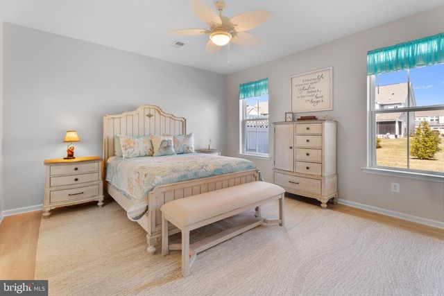 37033 BARRINGTON PKWY, Millville, DE 19967