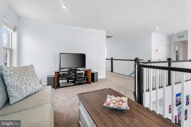 37033 BARRINGTON PKWY, Millville, DE 19967