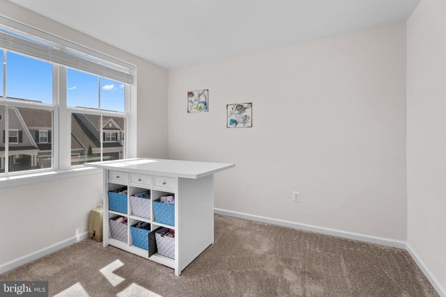 37033 BARRINGTON PKWY, Millville, DE 19967