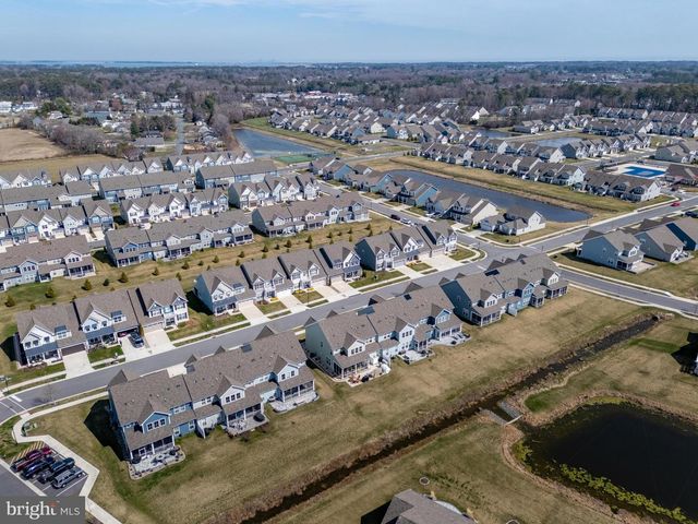 37033 BARRINGTON PKWY, Millville, DE 19967