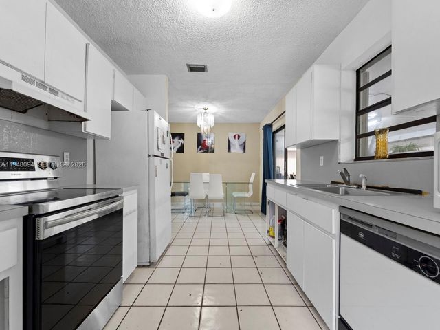 25410 SW 127 Ave, Homestead, FL 33032