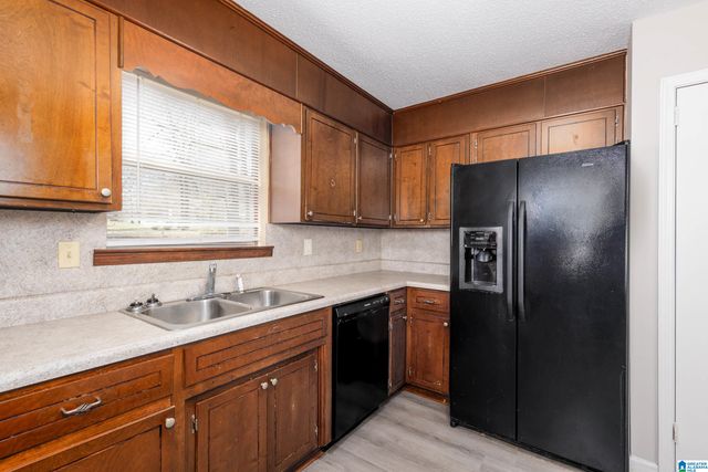 3211 EDENBURG DRIVE, Hueytown, AL 35023