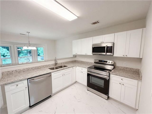 846 Georgetown Drive, Winder, GA 30680