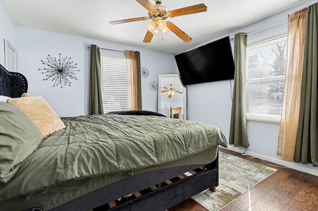 2117 Lakewood Drive, Kalamazoo Twp, MI 49048