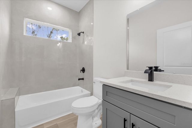 452 MARION OAKS DRIVE, Ocala, FL 34473