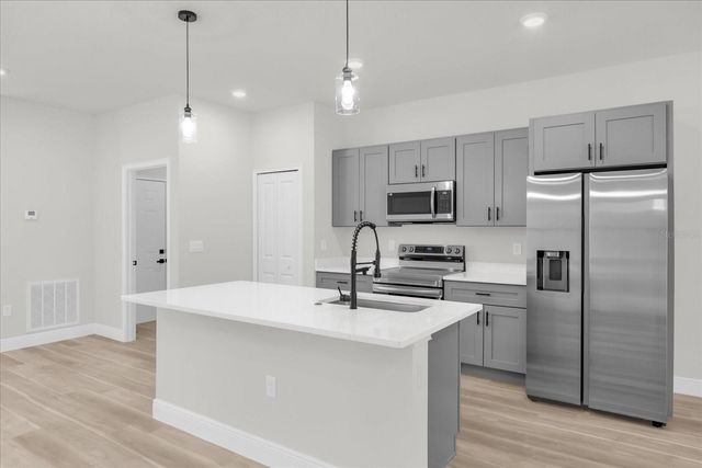 452 MARION OAKS DRIVE, Ocala, FL 34473