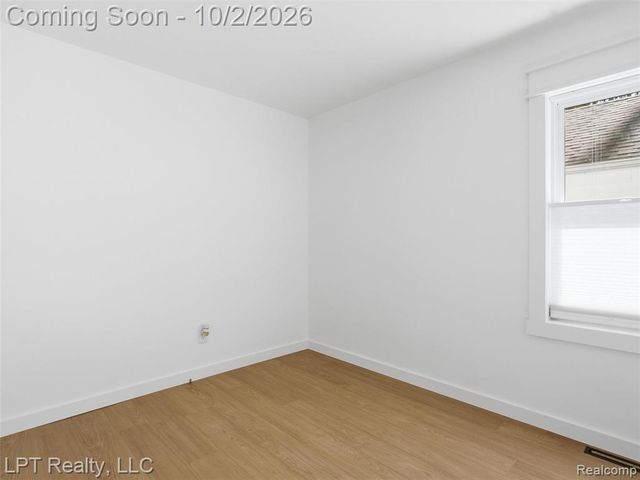 725 S 3rd Street, Brighton, MI 48116