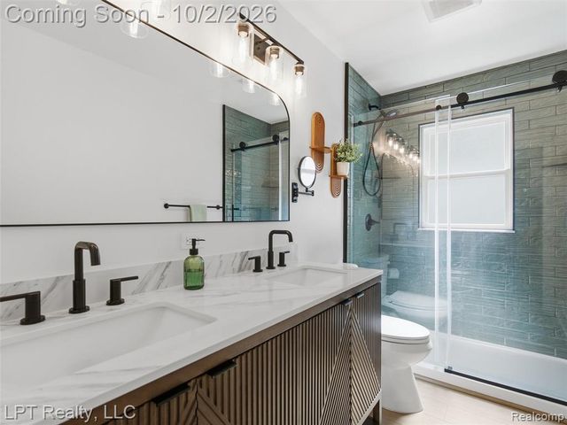 725 S 3rd Street, Brighton, MI 48116
