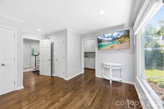 2106 Kings Drive, Gastonia, NC 28056