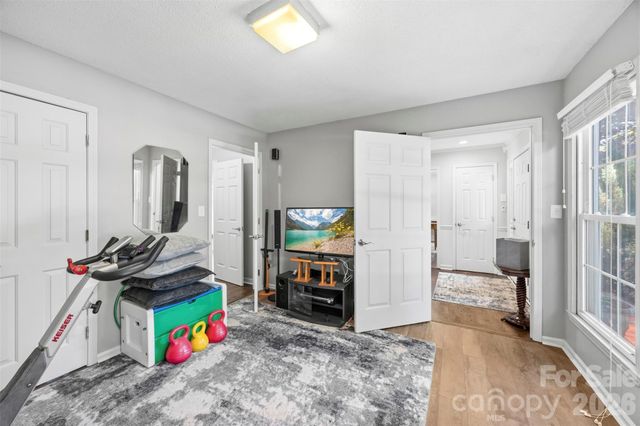 2106 Kings Drive, Gastonia, NC 28056