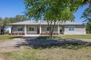 2345 Frank Road, La Grange, TX 78945