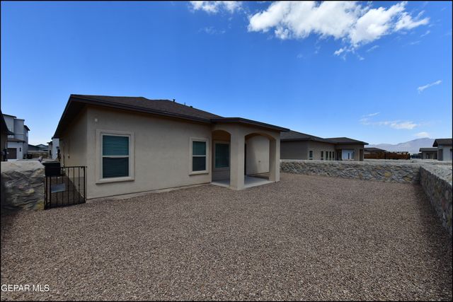 142 Ruth Trail, Sunland Park, NM 88008