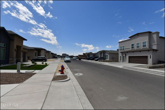 142 Ruth Trail, Sunland Park, NM 88008