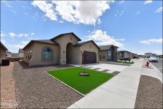 142 Ruth Trail, Sunland Park, NM 88008