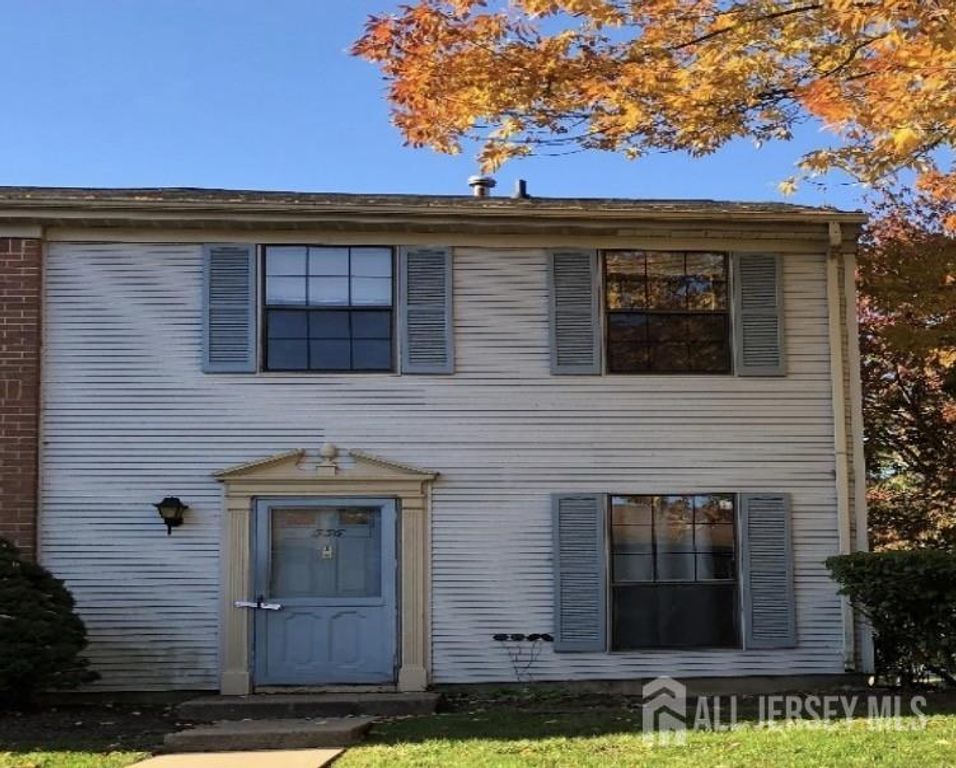 536 Manchester Court, Piscataway, NJ 08854