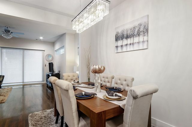 2106 Dennis Street, Houston, TX 77004