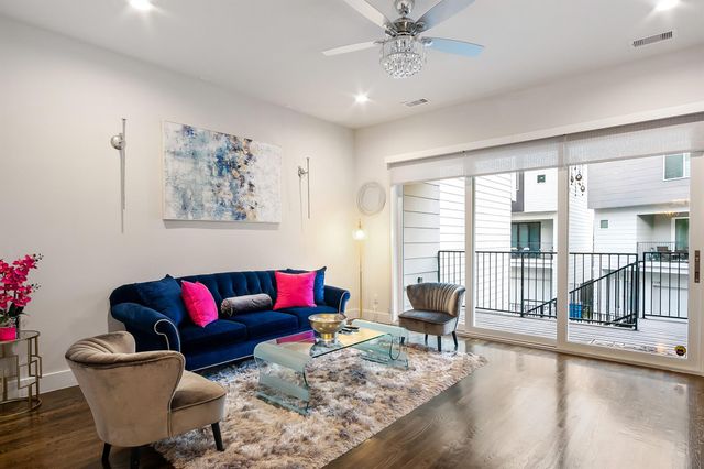 2106 Dennis Street, Houston, TX 77004