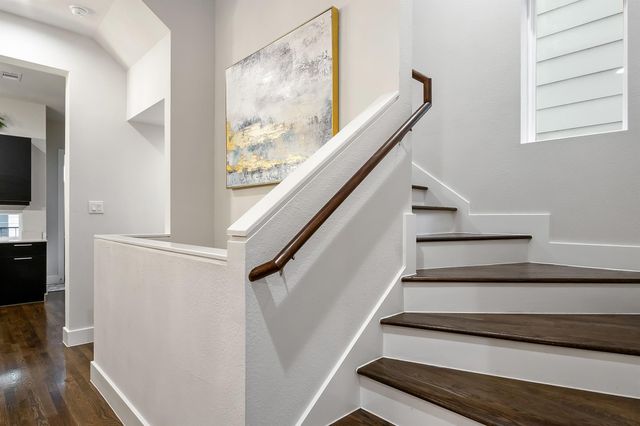 2106 Dennis Street, Houston, TX 77004