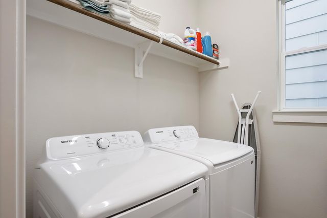 2106 Dennis Street, Houston, TX 77004