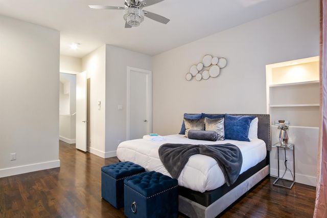 2106 Dennis Street, Houston, TX 77004