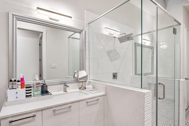 2106 Dennis Street, Houston, TX 77004